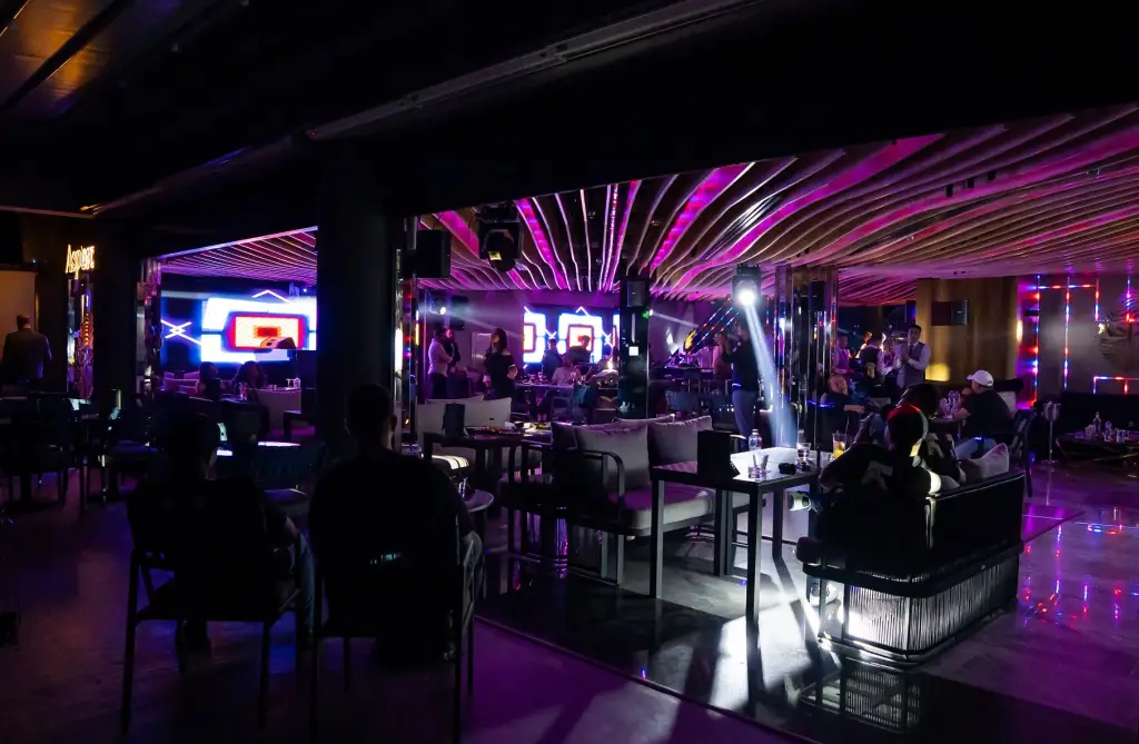 Luxury Dining Etiquette