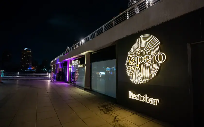 How Lighting Affects Dining Experience