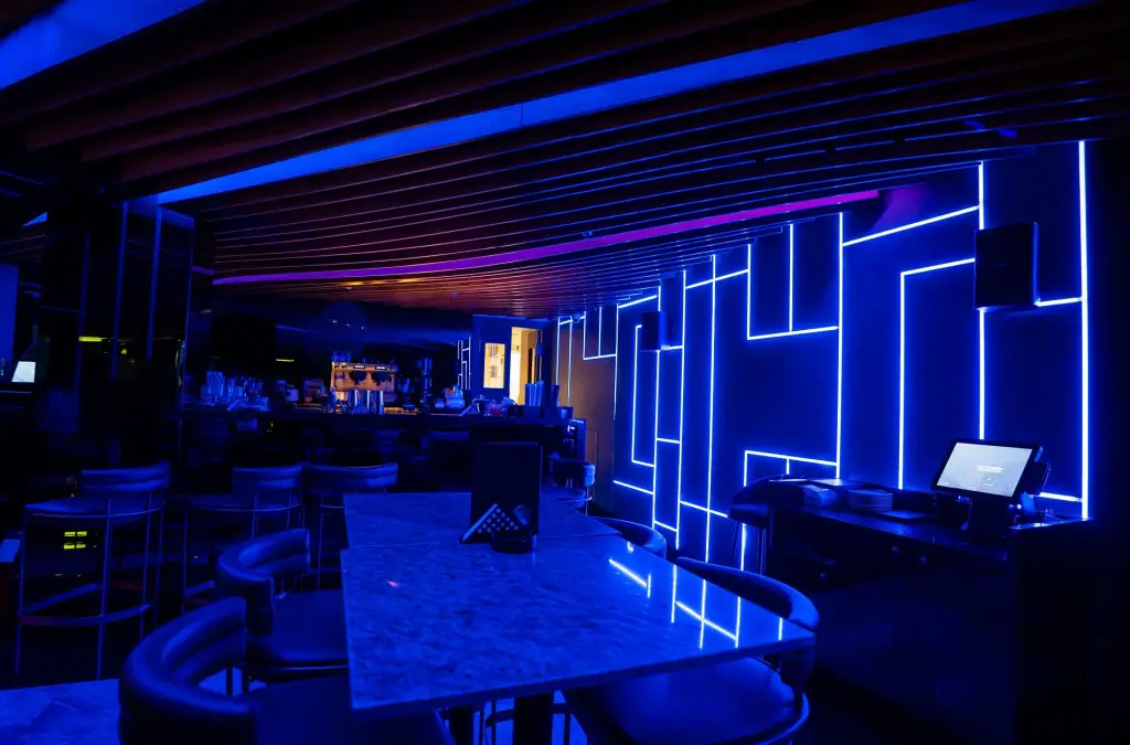 Dining by the Nile Dining by the Nile