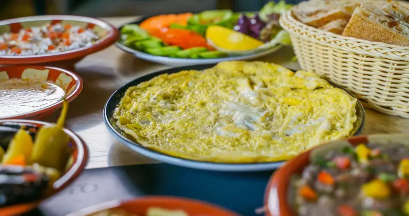 Breakfast Before Visiting the Giza Pyramids